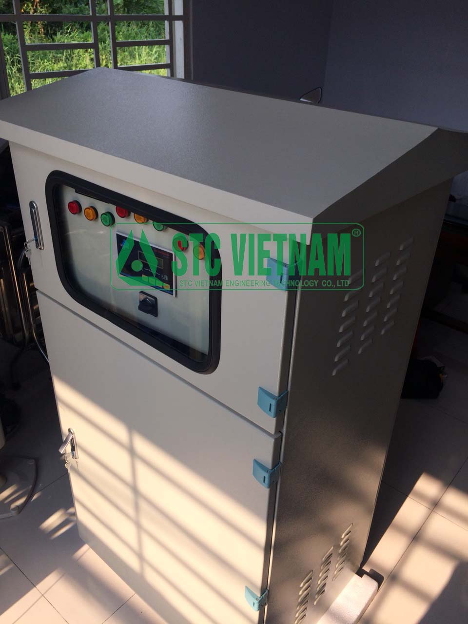 ATS Socomec 3 Phase, 4 Pole 400A